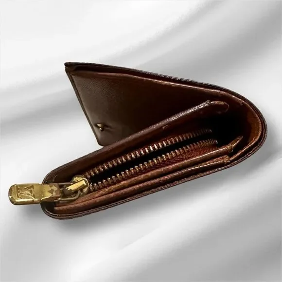 Louis Vuitton Monogram Porte-Monnaie Billets Tresor Wallet (authentic)